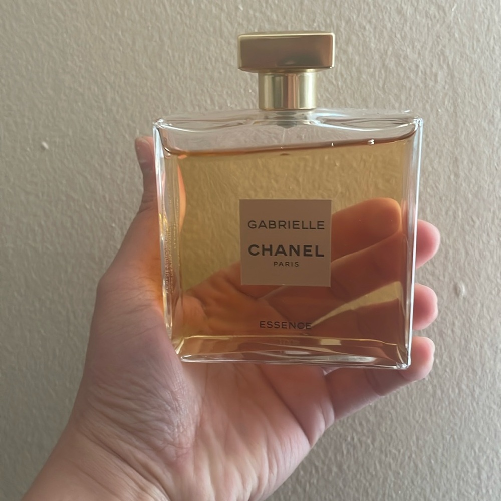 CHANEL Paris Gabrielle PERFUME Essence